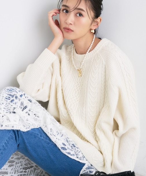 【洗える】ケーブルデザイン ラウンドヘムニット