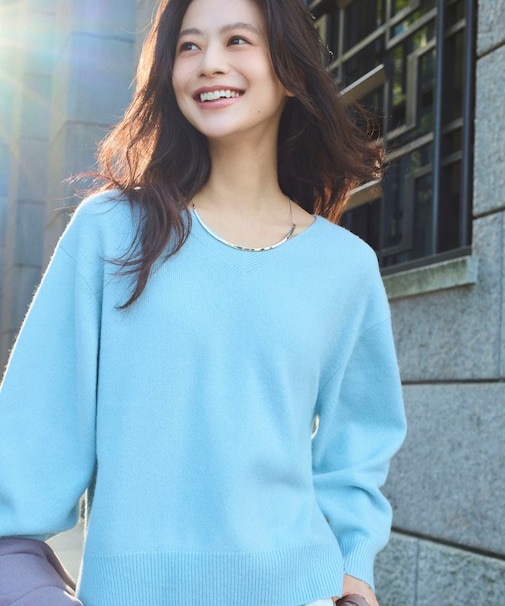 【洗える/カシミヤ混】ミドルゲージVネックニット