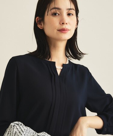 【セレモニー／洗える／透けにくい】ジオメ柄プリントブラウス