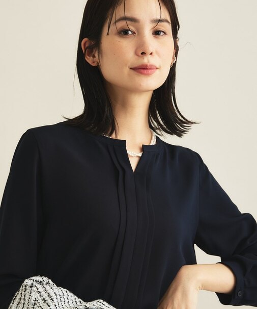 【セレモニー／洗える／透けにくい】ジオメ柄プリントブラウス