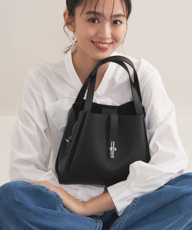 【合皮/ミドルサイズ】春カラーフォルムバッグ