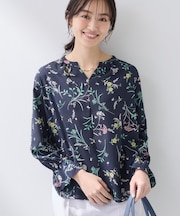 【SETUP可能】モダンフラワー柄キャンディスリーブブラウス