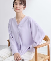 【洗える／UVケア／マットサテン】Vネックドルマンスリーブブラウス