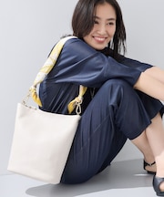 【ハンドル2WAY／A4収納】スカーフハンドル バケツバッグ