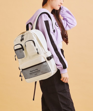 【本体容量約14L】Wポケットリュック