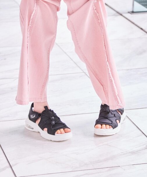 エアー入りサンダル