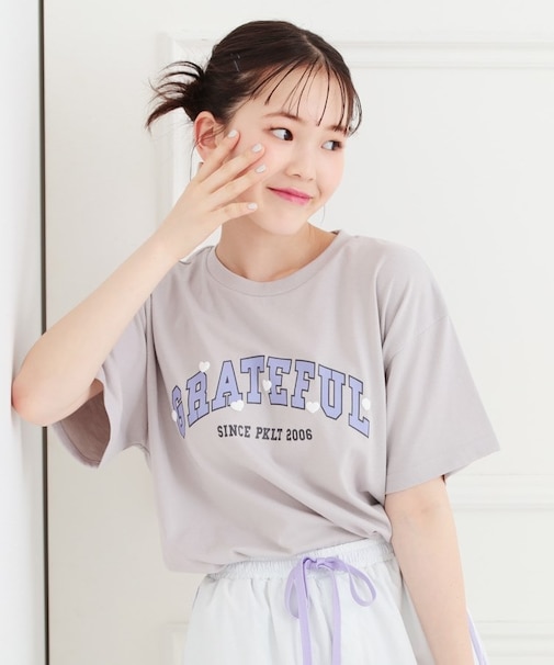 カレッジTシャツ