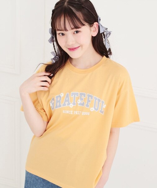 カレッジTシャツ