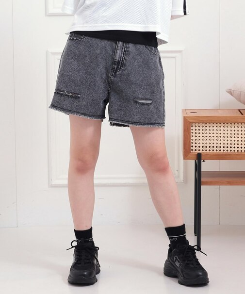 ダメージショートパンツ