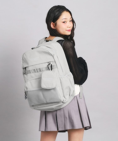 【容量約30L】ポーチ付き多機能リュック
