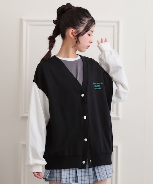 バックカレッジVネックカーディガン
