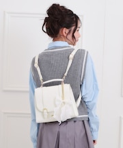 リボンチャーム付きガーリーサッチェル