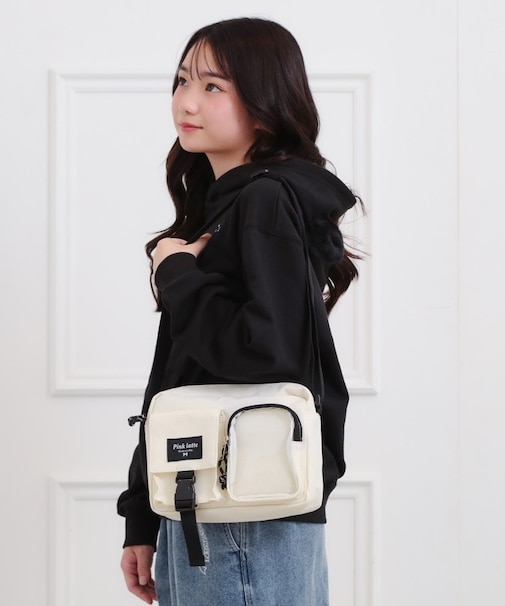 Wポケカジュアルショルダー