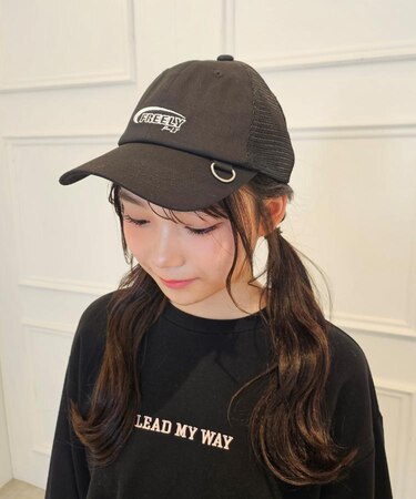 ロゴ刺繍メッシュキャップ