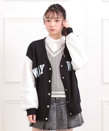 Vネックカレッジアップリケ裏毛カーディガン
