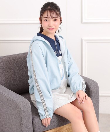 ロゴラインナイロンパーカーブルゾン