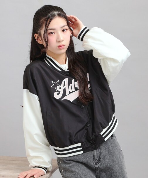 チアロゴアップリケスタジャン