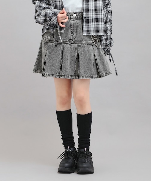チェーン付きプリーツスカート
