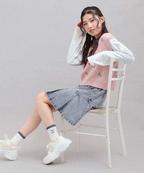 チェーン付きプリーツスカート