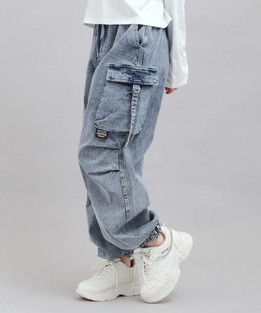デニムカーゴパンツ