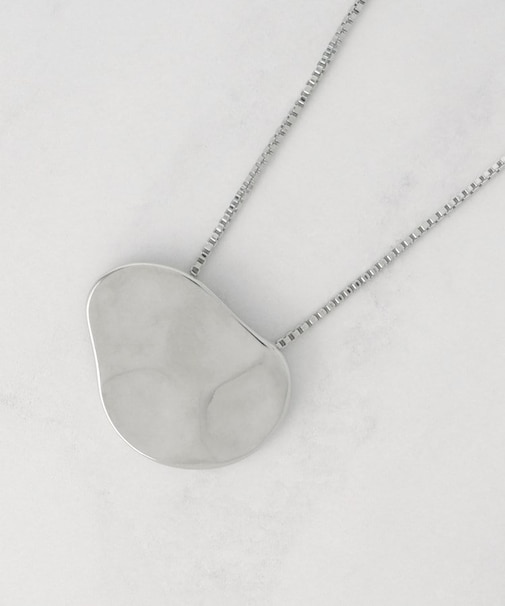 メタルプレートロングネックレス