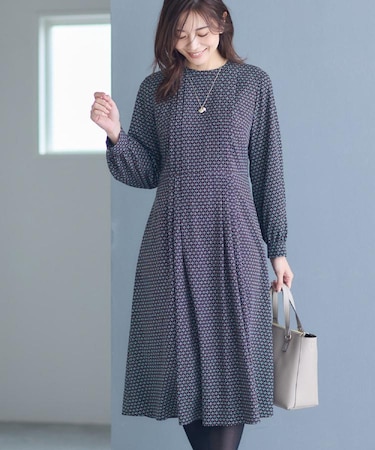 【通勤にもお出かけにも◎】ジオメプリントクラシカルワンピース
