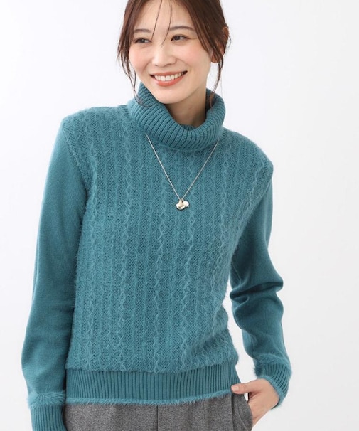 【ほんのりラメ感◎】ふわふわフェザーヤーンハイネックニット