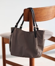 【3WAY／しっかり収納／インナーバッグ入り／ショルダー付き】ナイロンバッグ