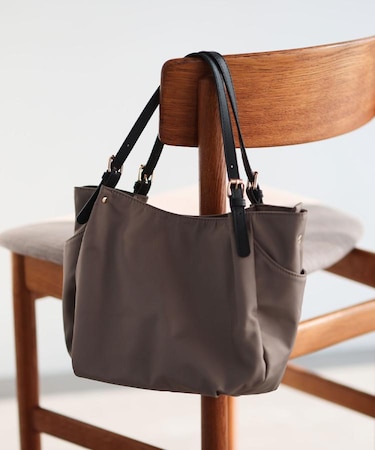 【3WAY／しっかり収納／インナーバッグ入り／ショルダー付き】ナイロンバッグ