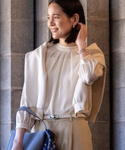 タックスタンドカラーブラウス