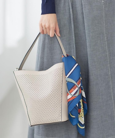 【肩掛けショルダー付き】パンチングデザインワンショルダーバッグ