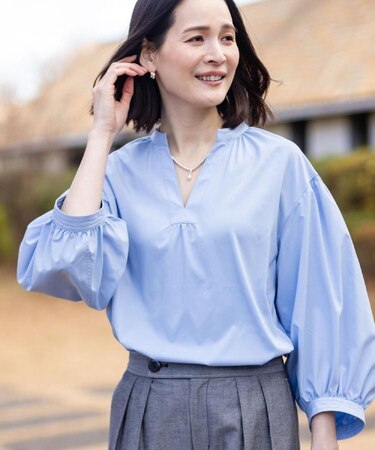 ボリュームスリーブプルオーバーブラウス