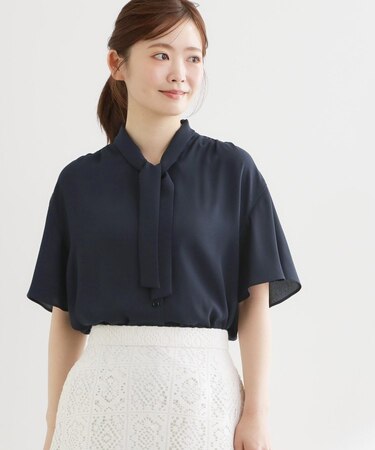 【マシンウォッシュ可】フレアスリーブボウタイブラウス