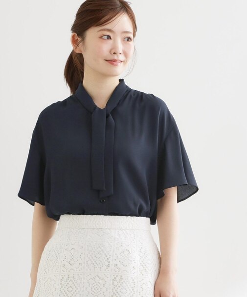 【マシンウォッシュ可】フレアスリーブボウタイブラウス