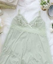 ラーラ スリップ