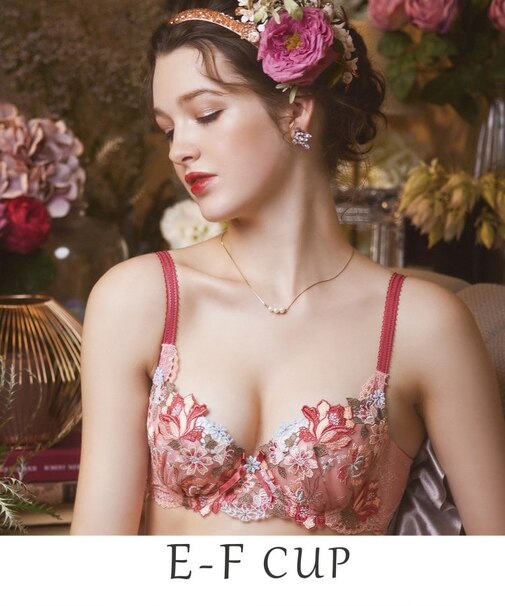 アデラ ブラジャー