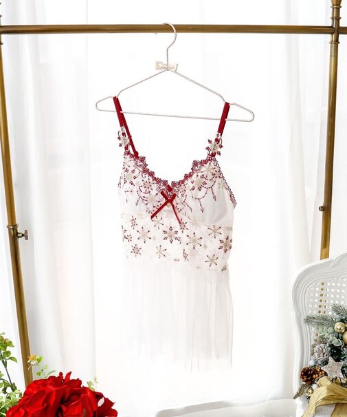 グレッタ カップ付キャミソール