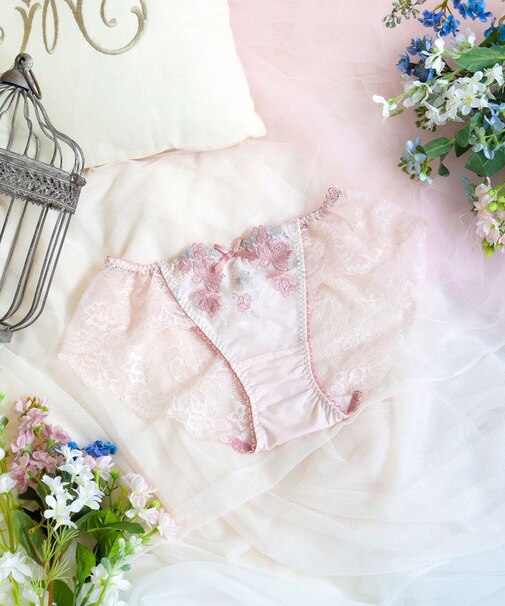 イーシャ レースショーツ