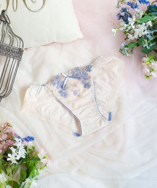 イーシャ ノーマルショーツ