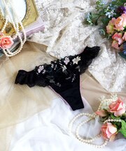 アイリィー Tバックショーツ