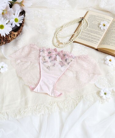 アルマ レースショーツ