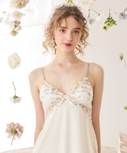 ジア カップ付スリップ