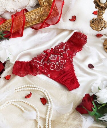 【アリーナ】 Tバック