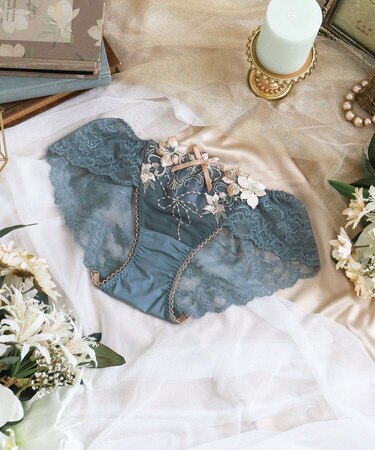 ヴァネッサ レースショーツ