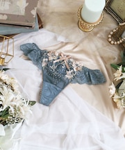 ヴァネッサ Tバック