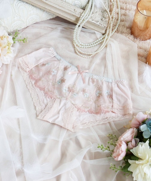 セレスティナ ヒップハング