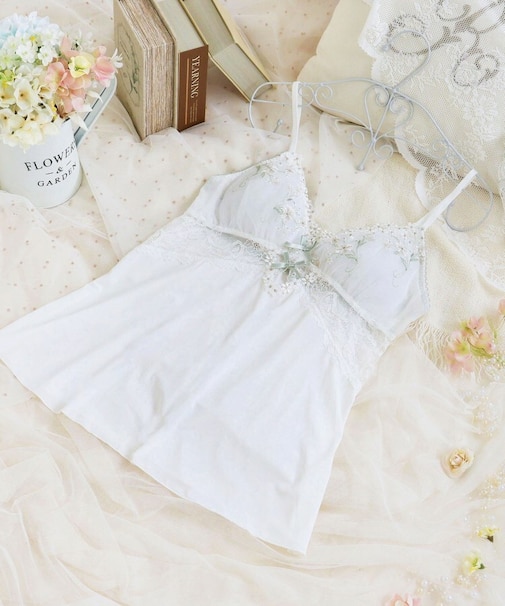 レーナ カップ付キャミソール