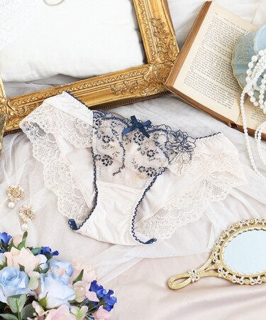 アルベルタ ノーマルショーツ