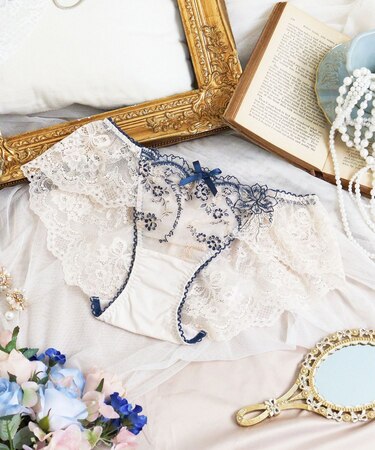 アルベルタ レースショーツ