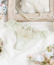 リカルダ Tバック